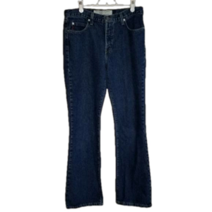 Guess Vintage Blue Jeans Straight Leg Label Reads Size 31 Style 704800